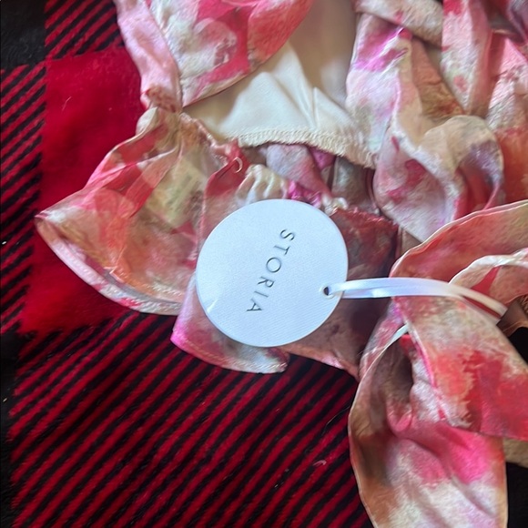 STORIA Floral Puff Sleeve Top - Picture 4 of 6